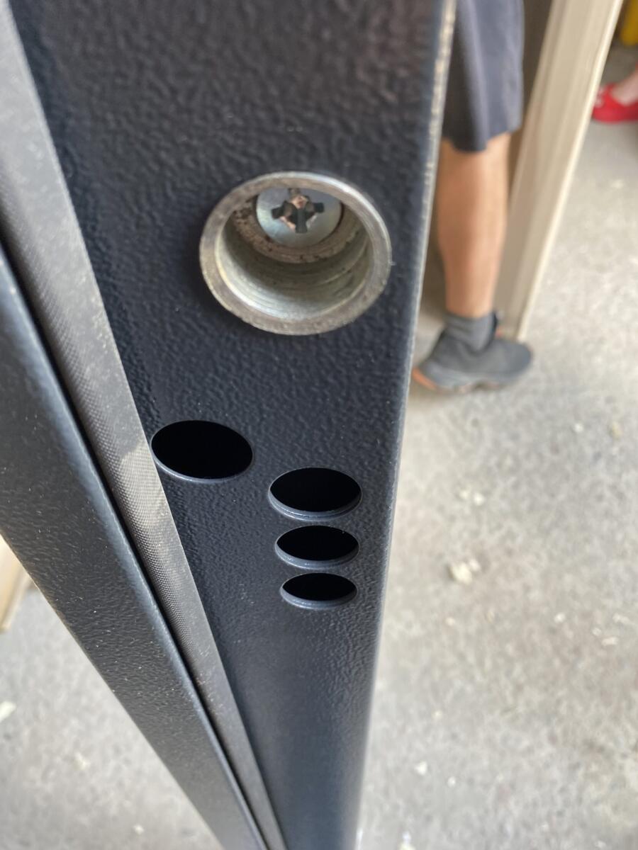 Redfort Graphic 860 Accent